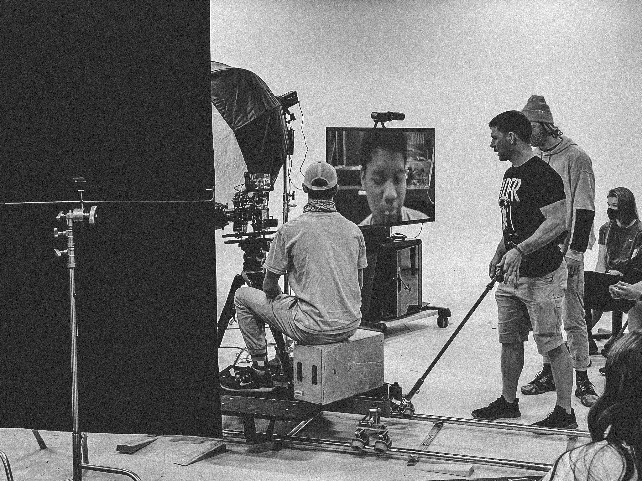 Behind the scenes production still 2