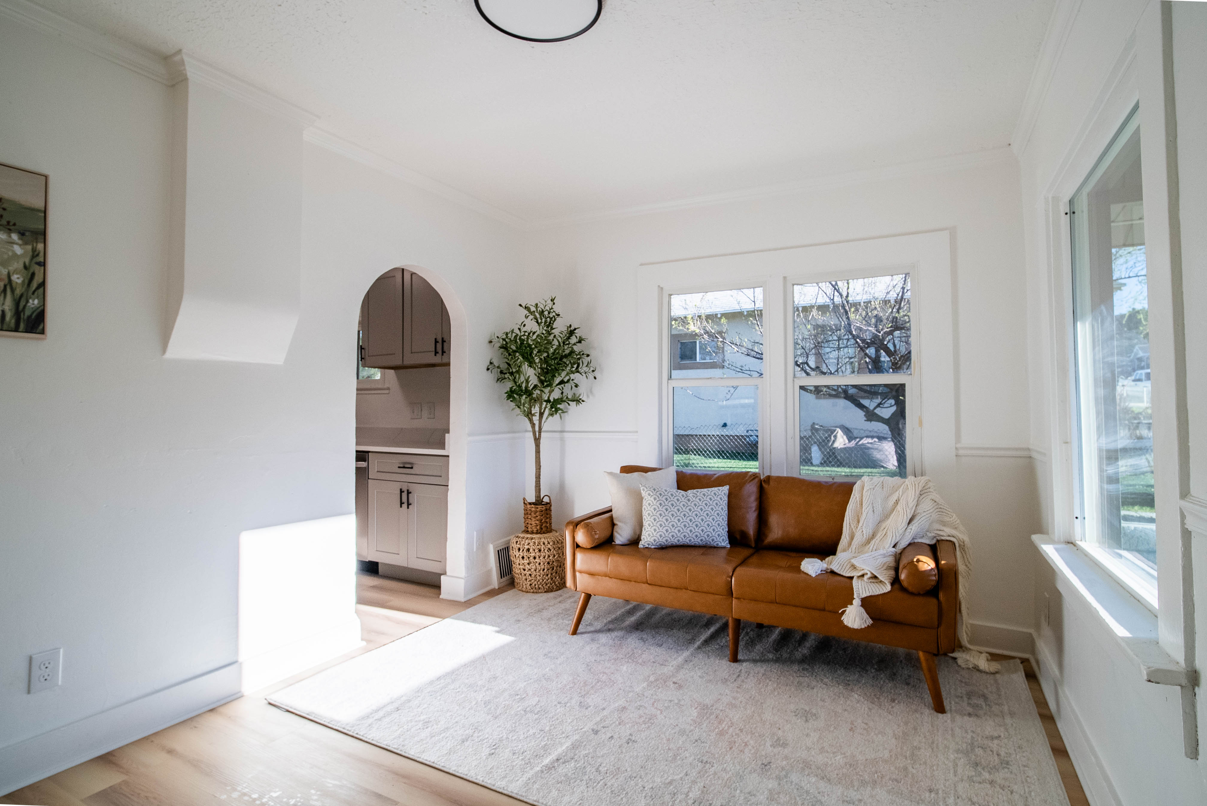 Residential property marketing living room support photo